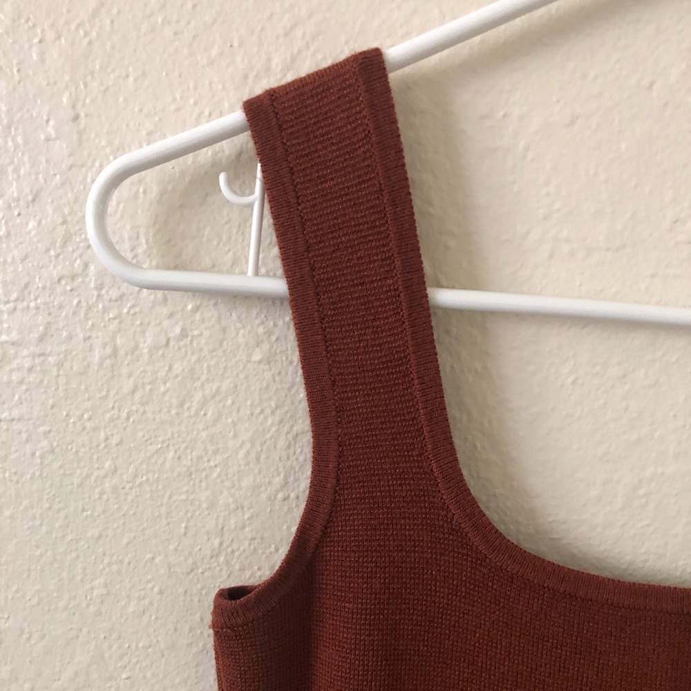Women’s dress - Picture 9 of 13